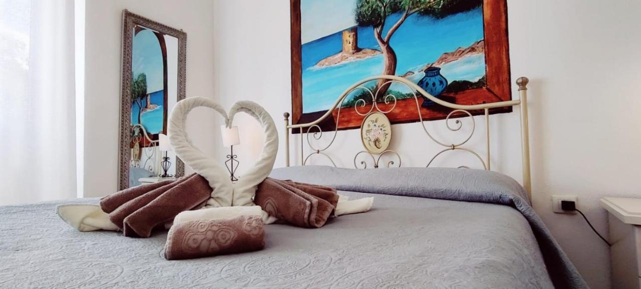 La Porta Sulla Costa Bed & Breakfast San Pantaleo Luaran gambar