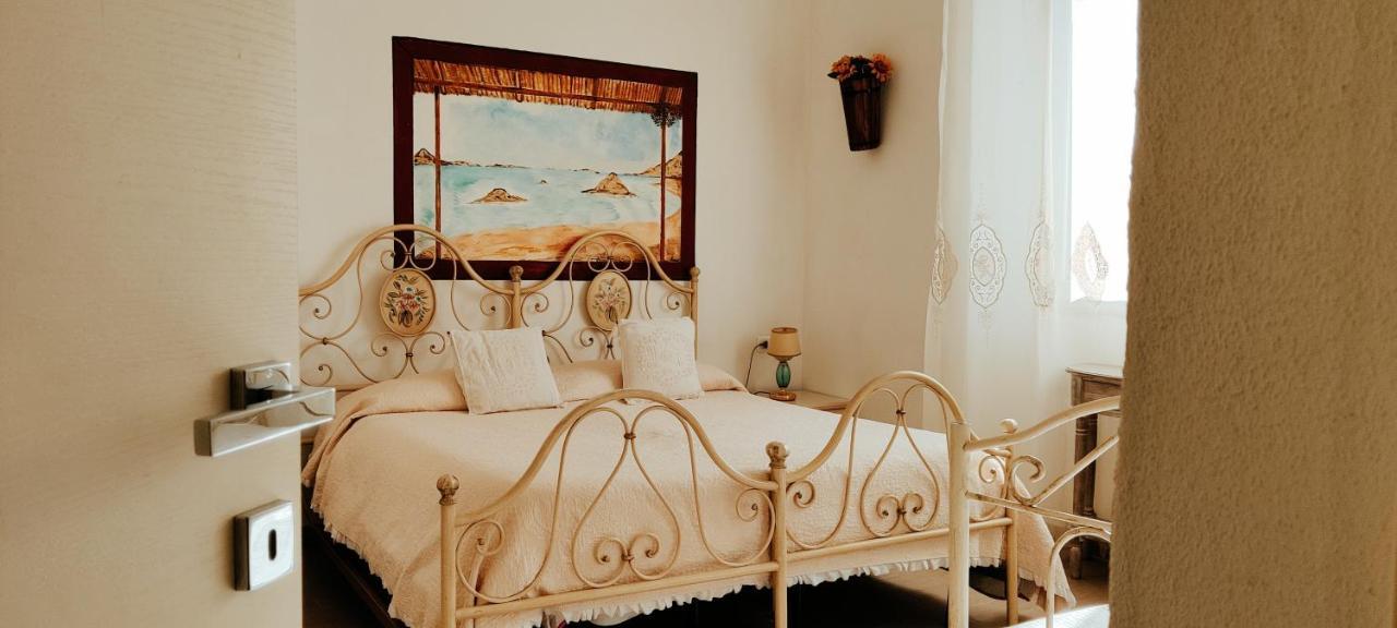 La Porta Sulla Costa Bed & Breakfast San Pantaleo Luaran gambar