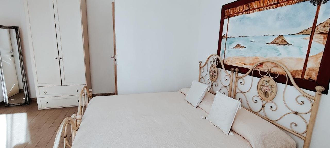 La Porta Sulla Costa Bed & Breakfast San Pantaleo Luaran gambar
