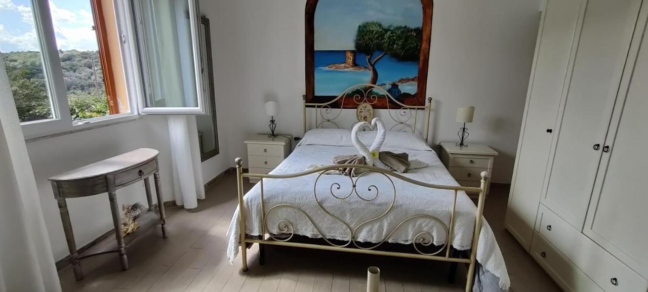 La Porta Sulla Costa Bed & Breakfast San Pantaleo Luaran gambar