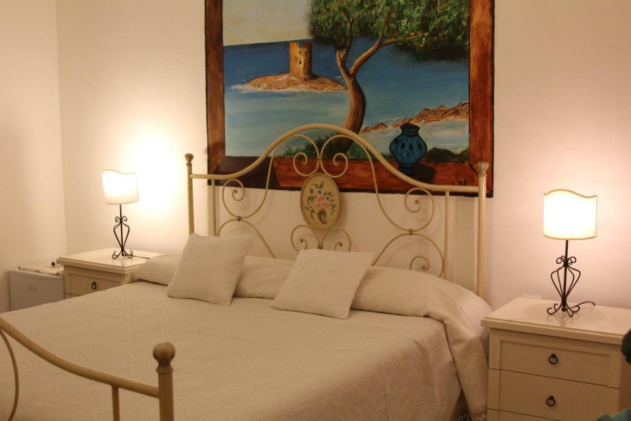 La Porta Sulla Costa Bed & Breakfast San Pantaleo Luaran gambar